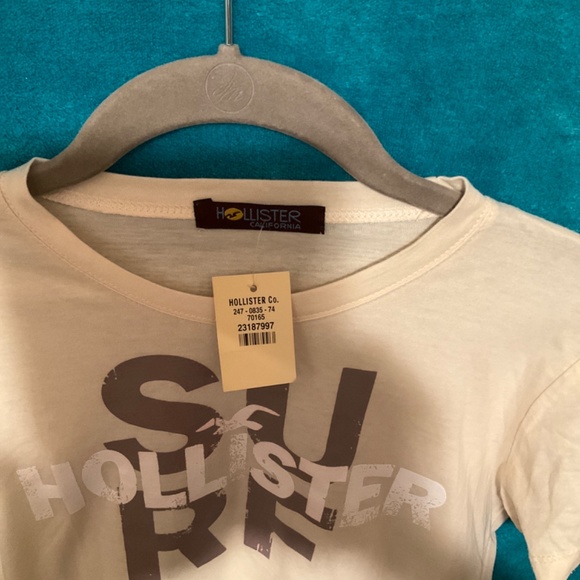 New Women’s XS Hollister Company T-Shirt - Picture 2 of 4